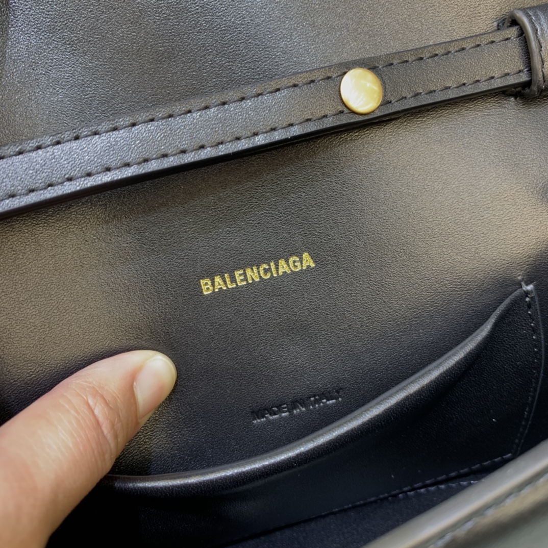 Balenciaga Big Hourglass Wallet With Chain Shoulder Bag Black